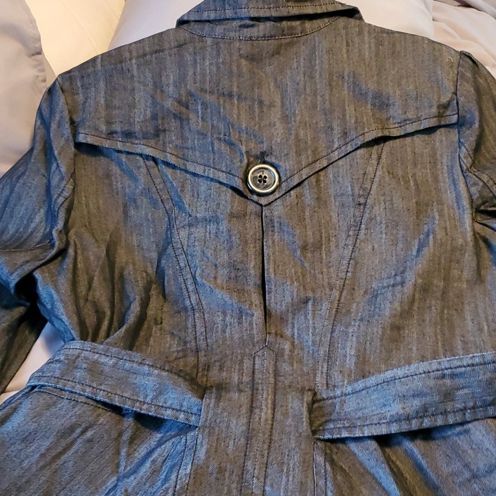 Thin Denim Jacket - image 4